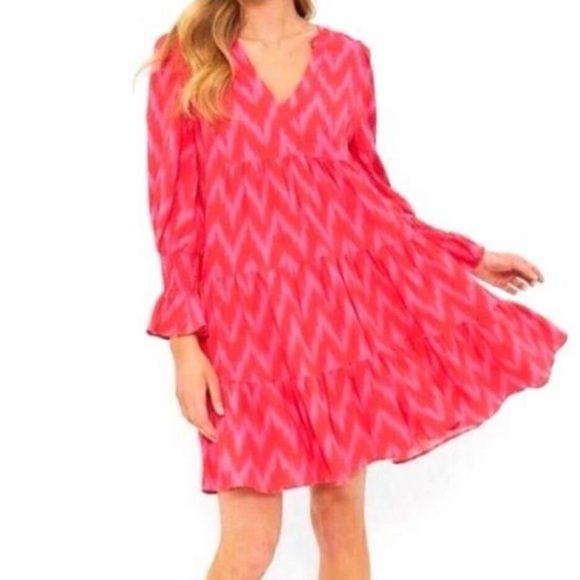 Pomander Place Dresses & Skirts - Pomander Place Pink Chevron V-Neck Dress